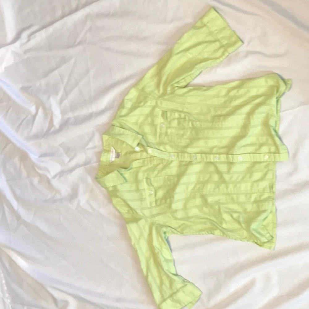 Green button down